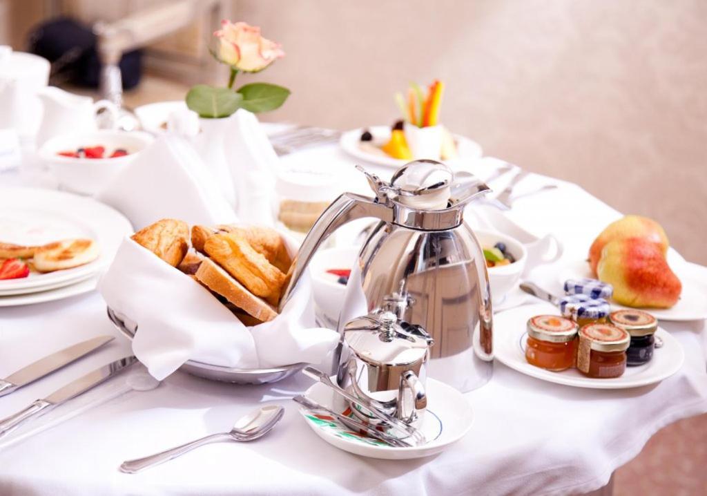 麦加安涅姆酒店 Mecca 外观 照片 Breakfast at the Ritz