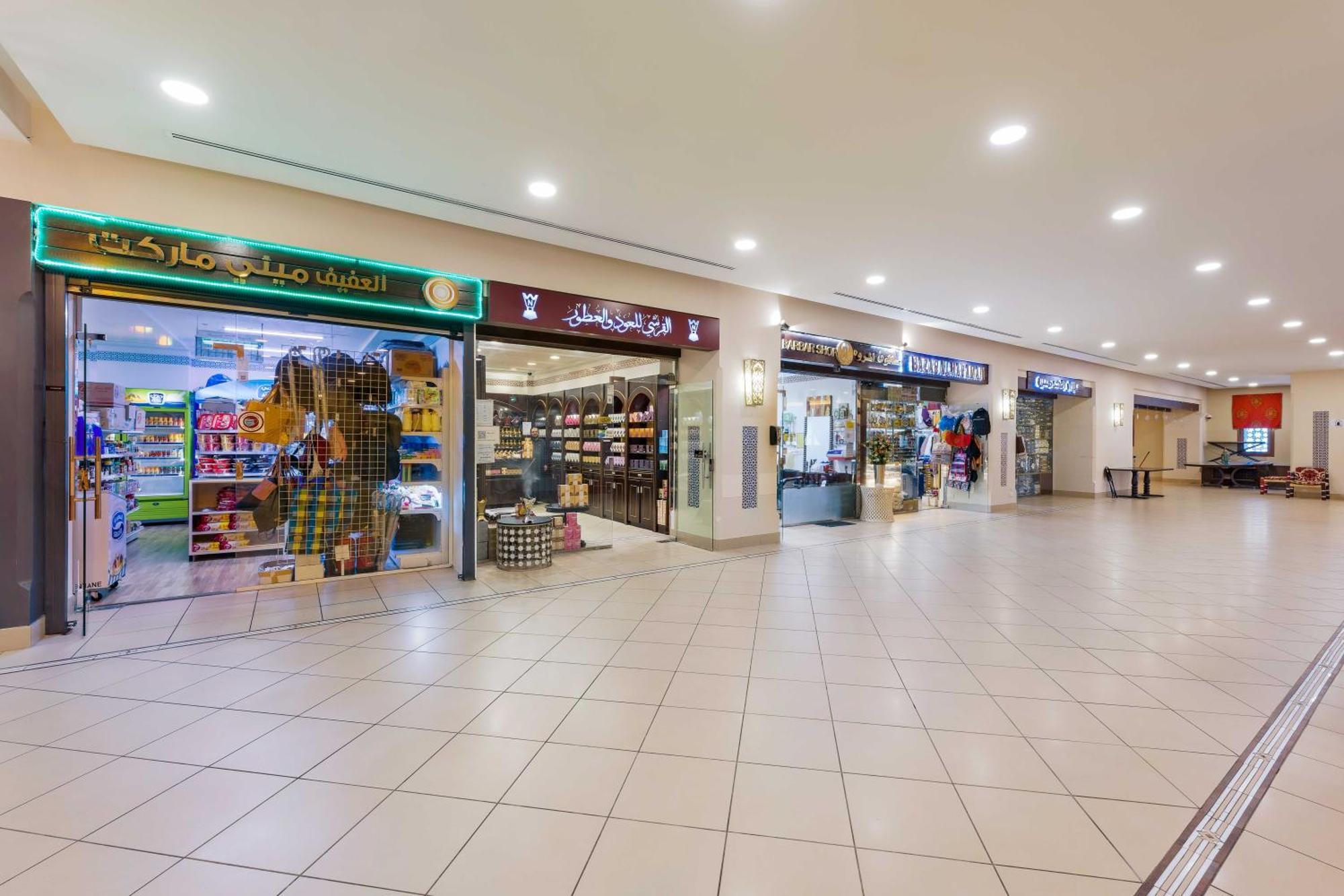 麦加安涅姆酒店 Mecca 外观 照片 The airport's shops